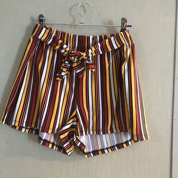 NWOT Bobby Brooks size medium striped shorts tires in front - Picture 11 of 13